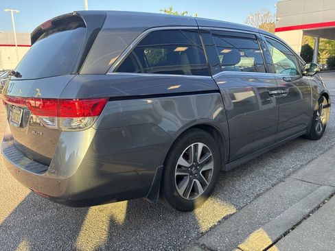 Used 2014 Honda Odyssey Touring image 3