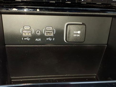 Certified 2023 Jeep Grand Cherokee Limited image 12