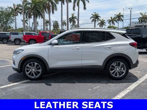 Used 2023 Buick Encore GX Essence w/ Experience Buick Package FWD image 4