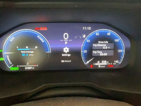 Used 2024 Toyota RAV4 Limited w/ Advanced Technology Package AWD/4WD image 10