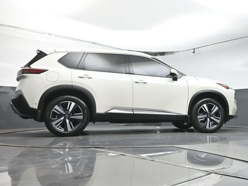 Used 2021 Nissan Rogue Platinum image 41