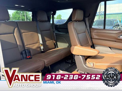 Used 2023 Chevrolet Tahoe High Country AWD/4WD image 20