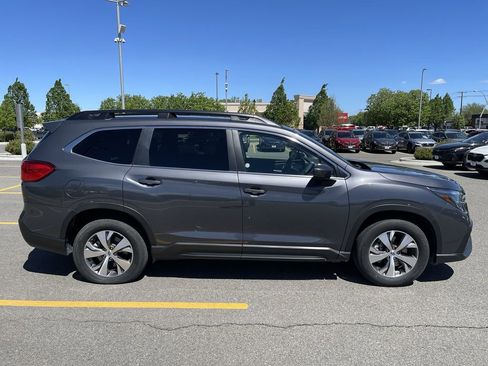 Used 2025 Subaru Ascent Premium AWD/4WD image 11