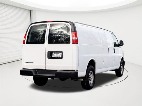Certified 2022 Chevrolet Express 2500 Extended w/ Driver Convenience Package image 5