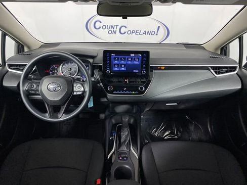 Certified 2022 Toyota Corolla LE FWD image 12