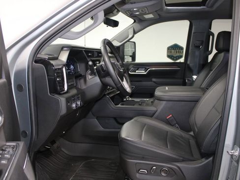 Used 2025 GMC Sierra 2500 Denali w/ Denali Reserve Package image 27