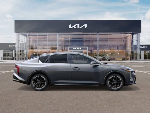 New 2025 Kia K4 GT-Line image 7