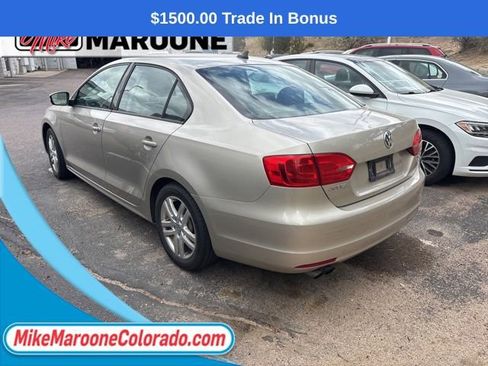 Used 2014 Volkswagen Jetta SE image 3