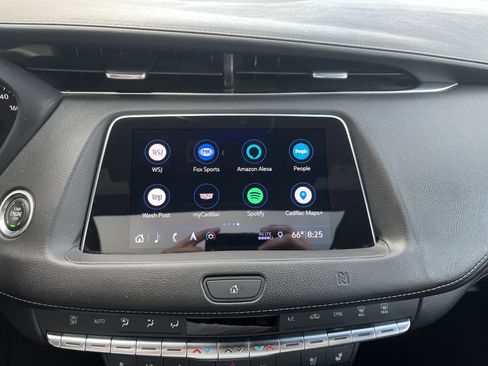 Used 2019 Cadillac XT4 Premium Luxury w/ Technology Package image 28