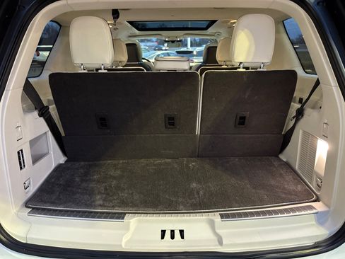 Certified 2023 Lincoln Navigator Black Label image 9