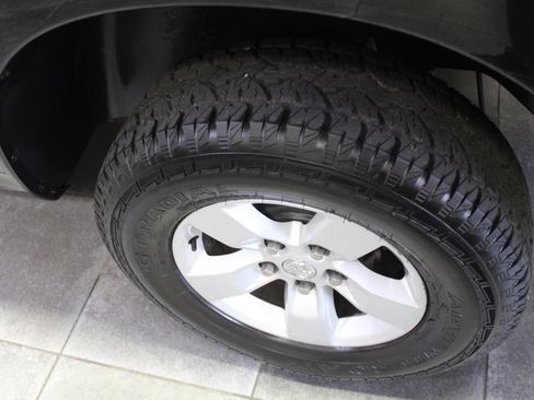 Used 2017 RAM 1500 Express image 27