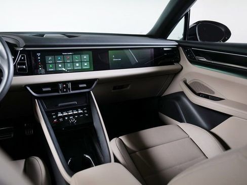 Certified 2025 Porsche Macan 4S Electric image 20