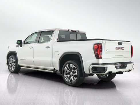 Used 2023 GMC Sierra 1500 Denali w/ Denali Reserve Package AWD/4WD image 3