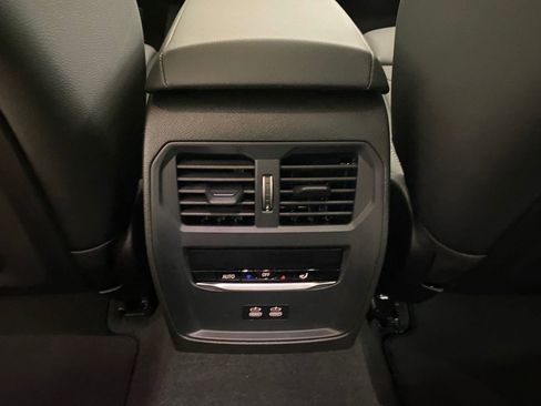 Used 2025 BMW 330i xDrive Sedan w/ Convenience Package image 29