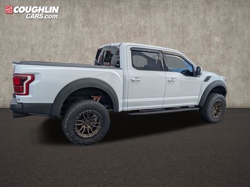 Used 2019 Ford F150 Raptor w/ Equipment Group 802A Luxury AWD/4WD image 8