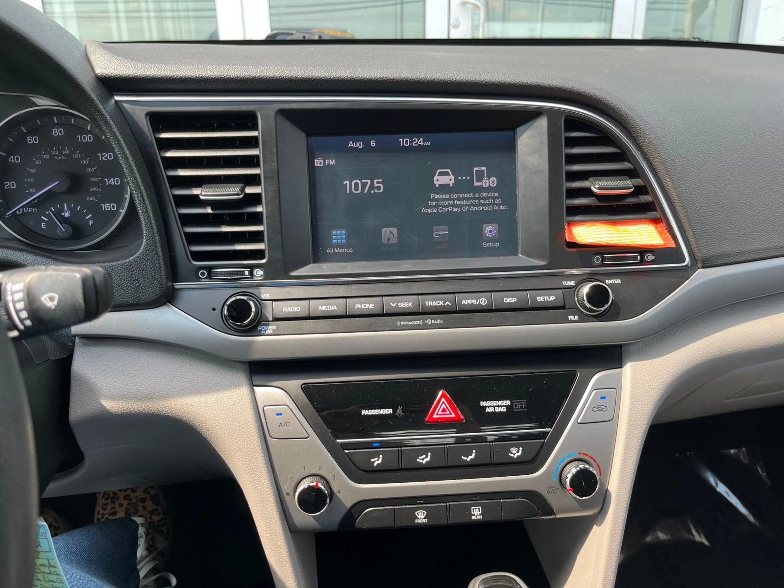Used 2018 Hyundai Elantra SEL FWD image 21