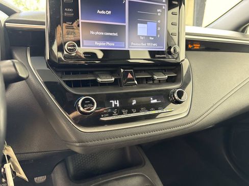 Used 2022 Toyota Corolla SE FWD image 21