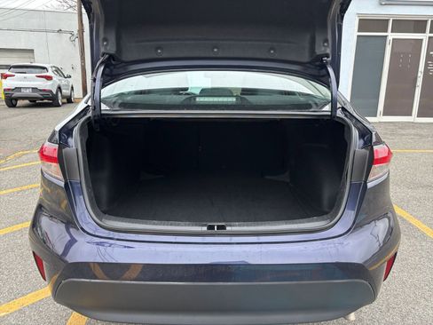 Used 2025 Toyota Corolla LE image 27