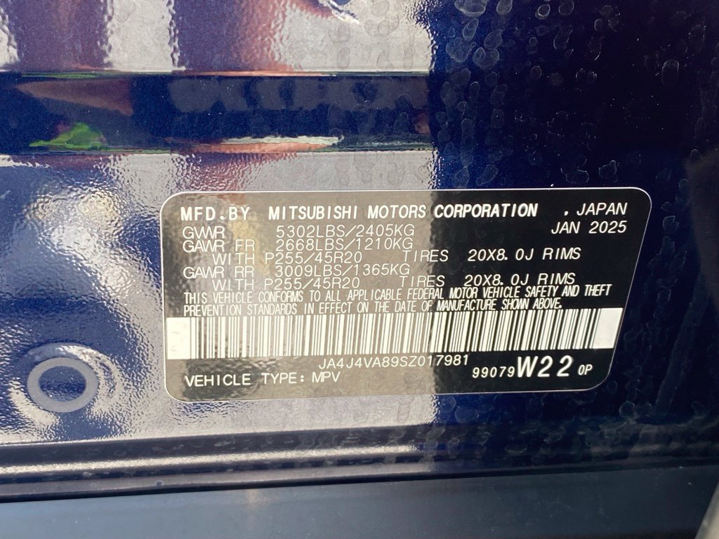 Used 2025 Mitsubishi Outlander SE AWD/4WD image 34