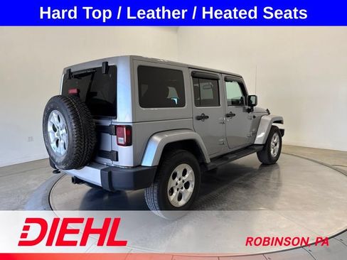Used 2014 Jeep Wrangler Unlimited Sahara w/ Connectivity Group AWD/4WD image 7