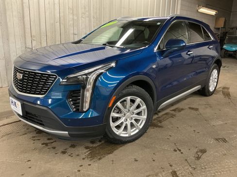 Used 2019 Cadillac XT4 Premium Luxury image 4