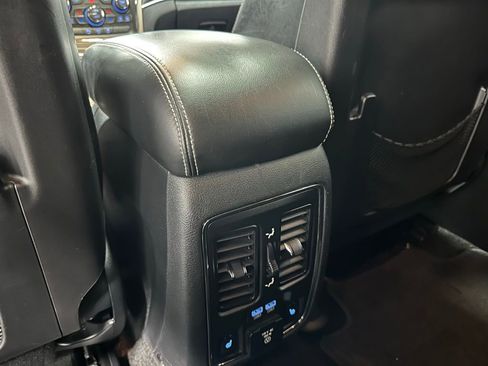 Used 2015 Jeep Grand Cherokee Limited AWD/4WD image 48
