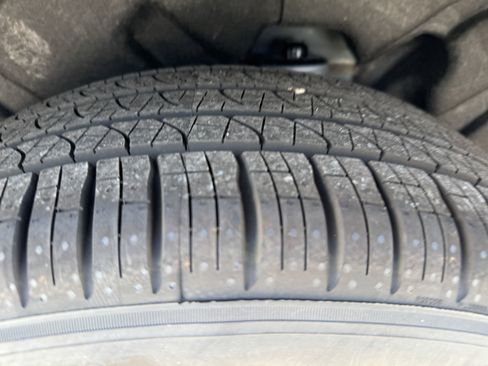 New 2026 Volvo XC60 B5 Core w/ Protection Package image 32