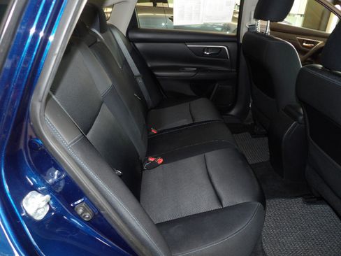 Used 2016 Nissan Altima 2.5 SR image 17