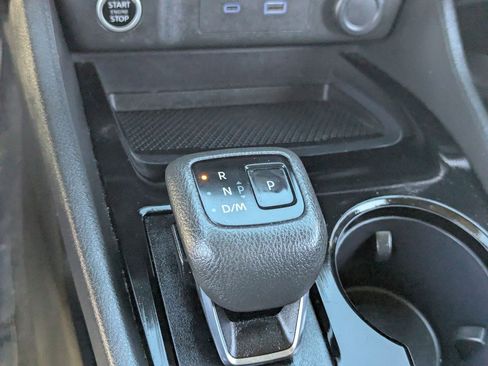 Certified 2023 Nissan Rogue S image 26