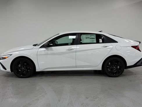 Certified 2026 Hyundai Elantra Sport image 2