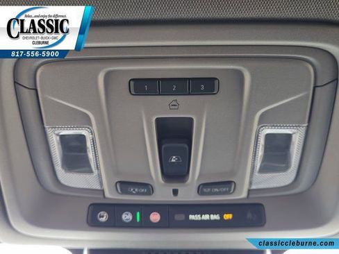 Used 2025 Chevrolet Silverado 2500 LTZ w/ LTZ Premium Package image 52