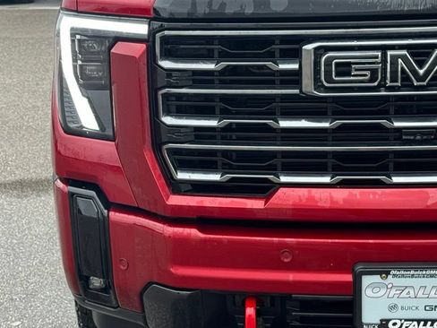 Used 2025 GMC Sierra 2500 AT4 AWD/4WD image 13