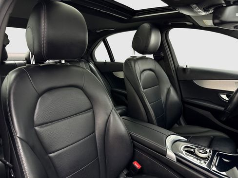 Used 2018 Mercedes-Benz C 300 Sedan image 41