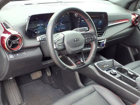 Used 2025 Chevrolet Equinox RS w/ Safety and Technology Package FWD image 18