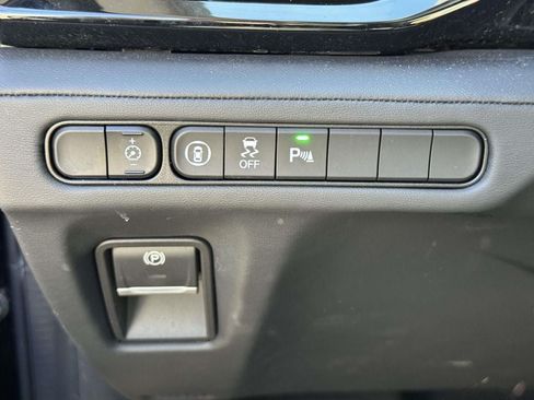 Used 2023 Acura MDX SH-AWD w/ Technology Package image 19