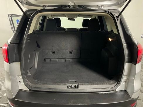 Certified 2019 Ford Escape SE image 11