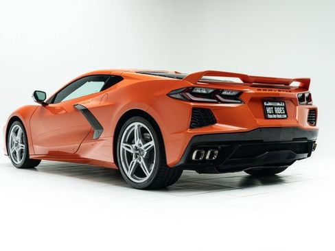 Used 2021 Chevrolet Corvette Stingray Preferred Cpe w/ Z51 Performance Package RWD image 18