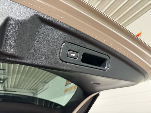 Used 2023 Acura MDX A-Spec image 39