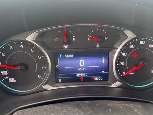 Used 2021 Chevrolet Equinox LT image 16