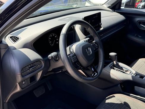 Used 2024 Honda HR-V Sport image 19