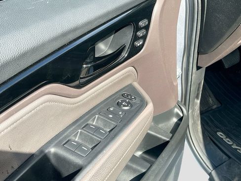 Used 2023 Honda Odyssey Touring image 18