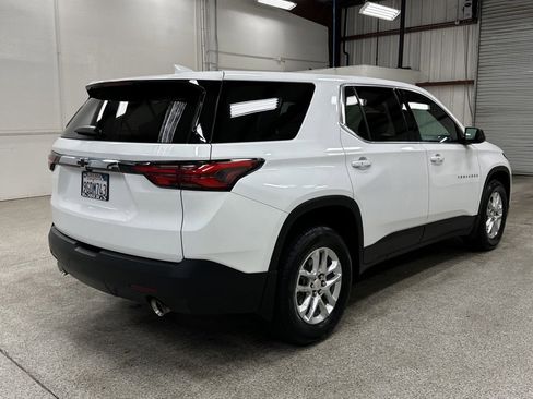 Used 2023 Chevrolet Traverse LS image 14