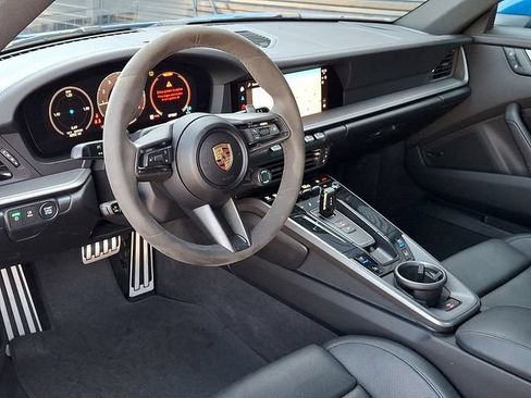 Certified 2025 Porsche 911 Carrera S RWD image 4