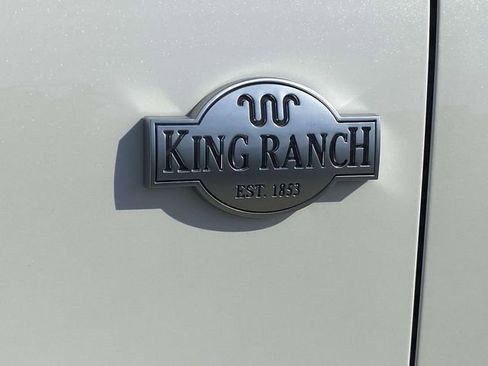 Used 2020 Ford Expedition King Ranch image 3