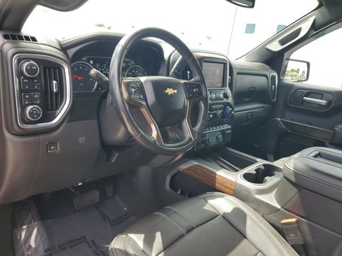 Used 2021 Chevrolet Silverado 1500 High Country image 12
