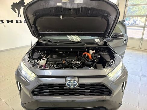 Used 2022 Toyota RAV4 XSE AWD/4WD image 24
