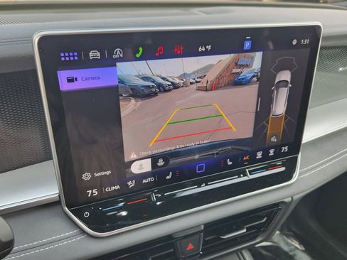 New 2026 Volkswagen Tiguan SE R-Line image 8