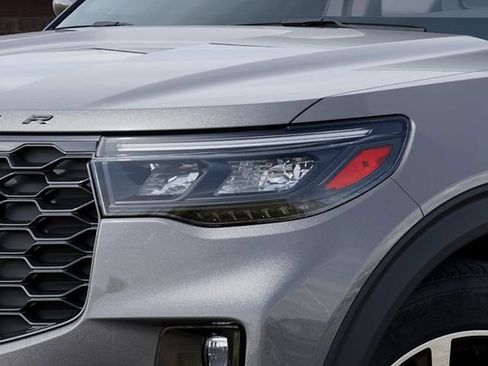 New 2027 Ford Explorer ST-Line AWD/4WD image 18