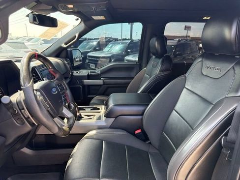 Used 2019 Ford F150 Raptor w/ Equipment Group 802A Luxury AWD/4WD image 19