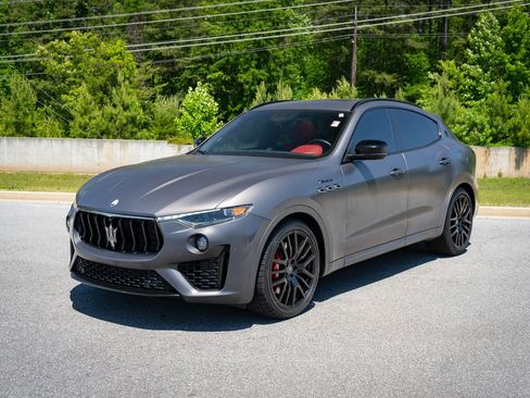 Used 2022 Maserati Levante Modena AWD/4WD image 10